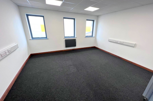 Contemporary Office Suites at Storage Giant in Stoke
