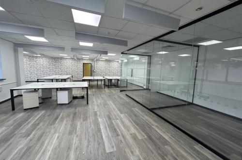 Office Spaces Available - Many different Sizes