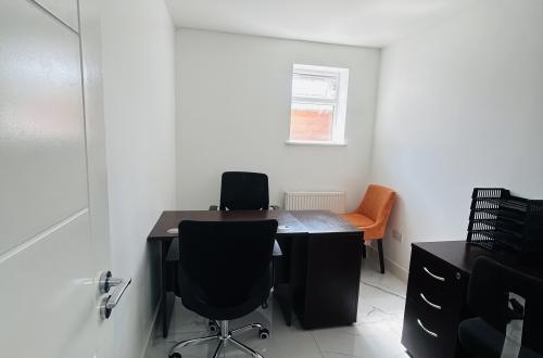 Office Space for Rent – Hounslow (Near Hounslow East tube station)