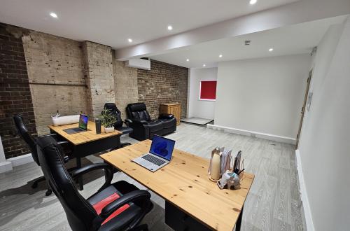 WhatsApp Image 2025-10-29 at 11.56.43 (1)