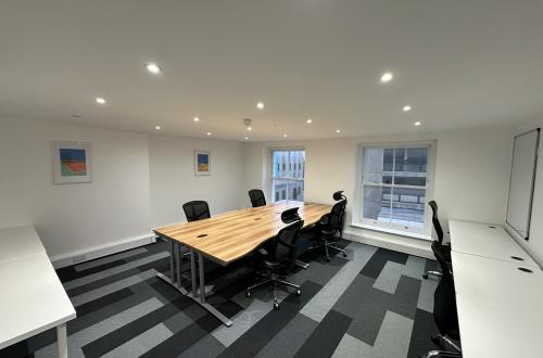 Private Office to Rent in Hammersmith (6-8 desks)
