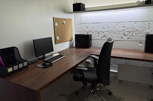 Bright, Quiet Desk Spaces Available in Shared Kilburn Office – Bills & Parking Included