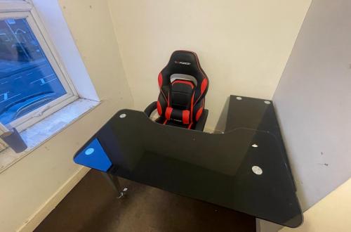 Private Office Rooms Available in Prime location of Salford