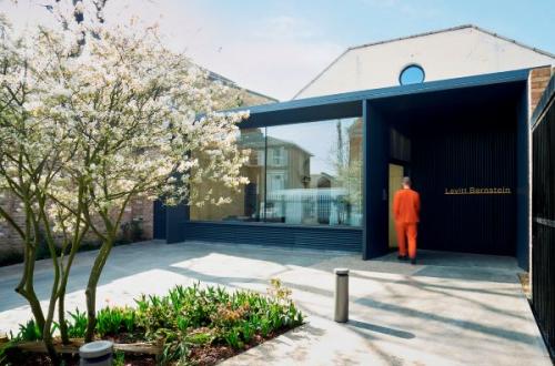 1_Thane Studios_main entrance