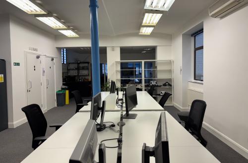 Deskspace available in creative studio in Vauxhall