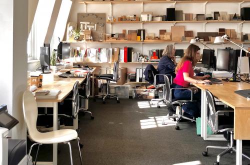 d1885c2c-f83d-4cdc-9b77-e40bbf636f72