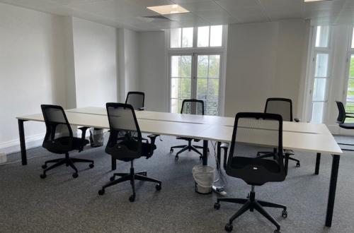 Desk space available in Holborn office