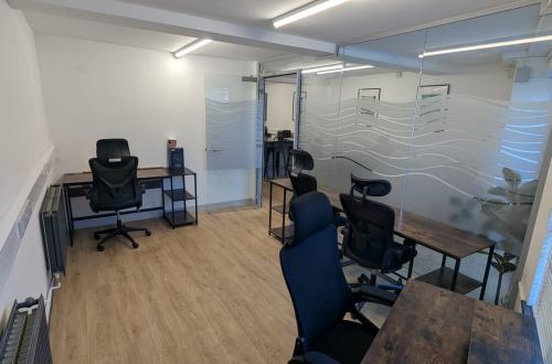 Desks available in lovely office in Southville area of Bristol