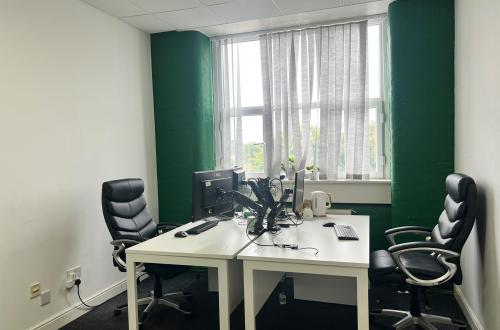 Private Office Space for 4 People in Manchester – All Bills Included!