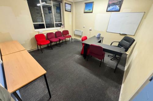 Office Space for Rent in Dartford, Kent (DA1 2EH) £650 PM