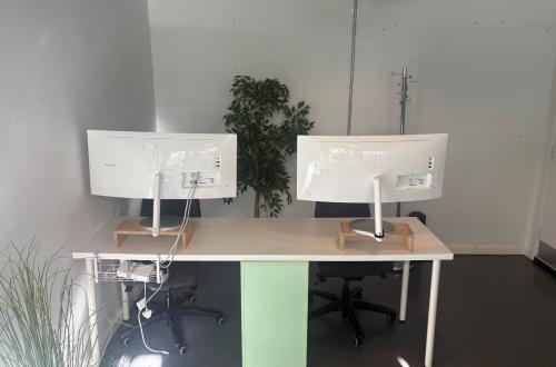desk